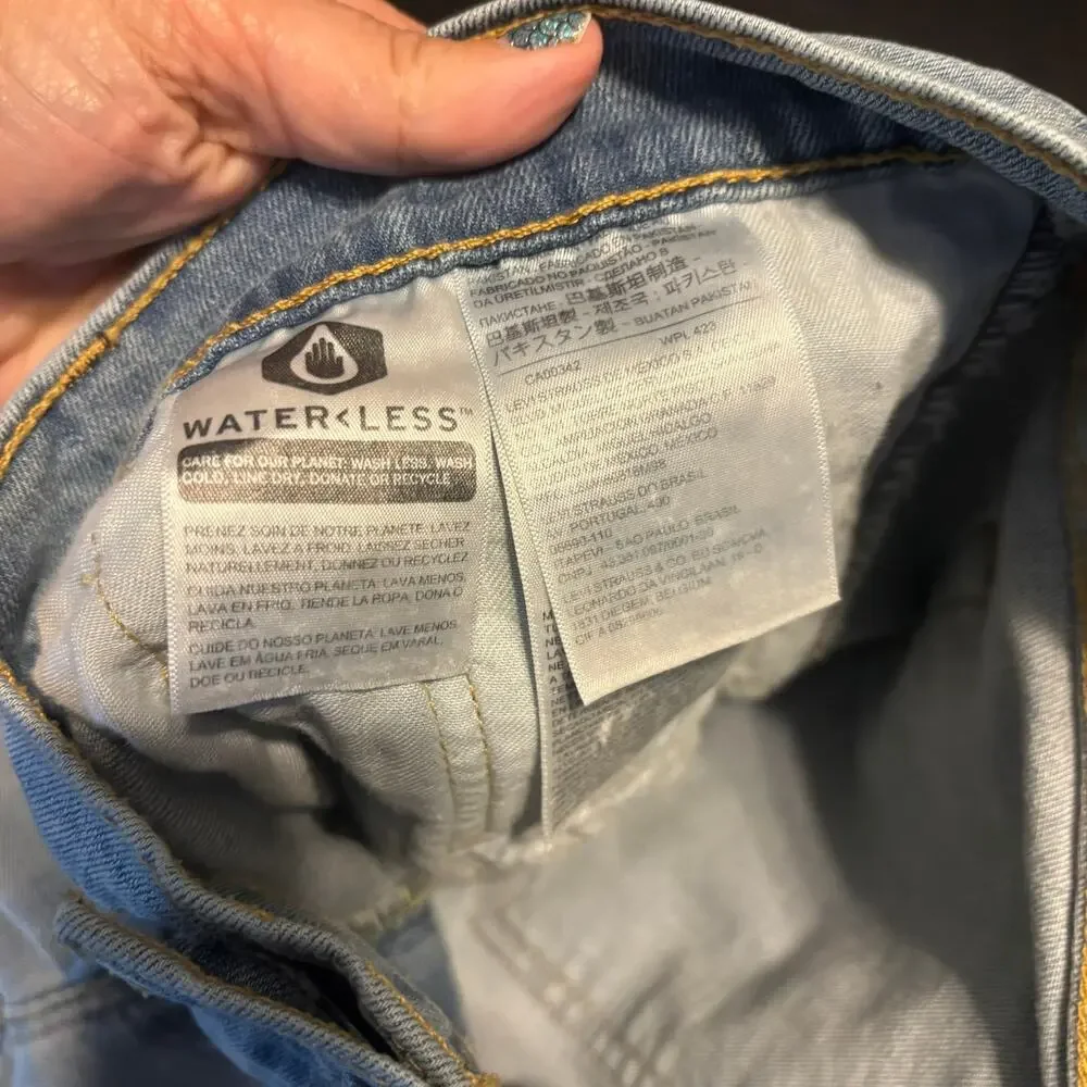 Levi's Levis Waterless Light Wash Jeans Men's Size 38 x 32 Straight